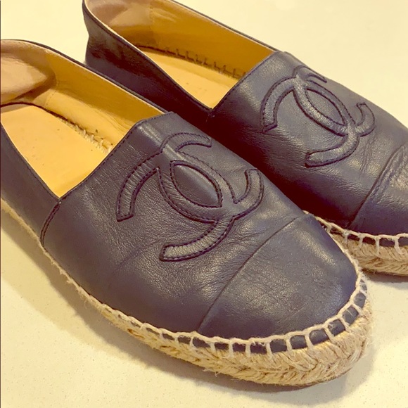 Chanel shoes - Picture 1 of 1